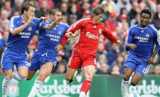 哈登连续十场比赛得分超过惊险取胜，DWG挑战极限！